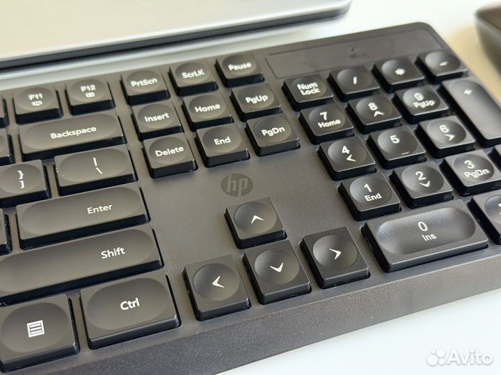 HP беспроводная клавиатура и мышь