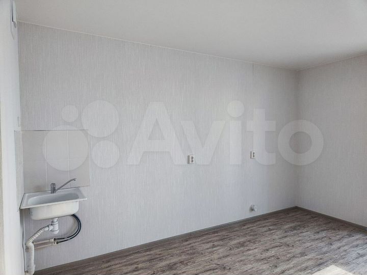 3-к. квартира, 84,5 м², 2/10 эт.