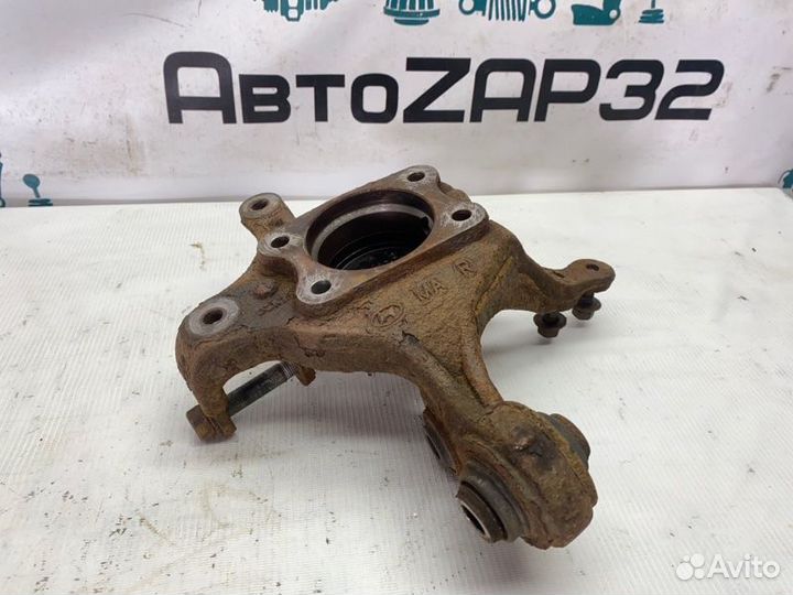 Кулак задний правый Kia Ceed хэтчбек G4FC 2009