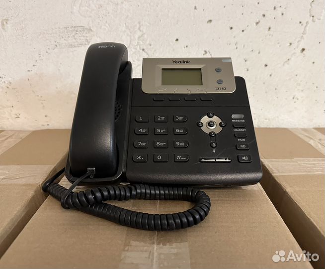 Телефон Yealink T21 E2