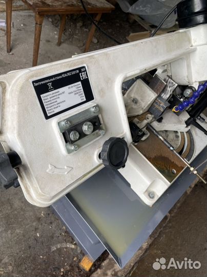 Ленточная пила по металлу