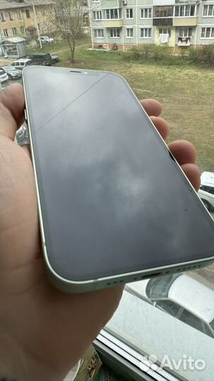 iPhone 12, 64 ГБ