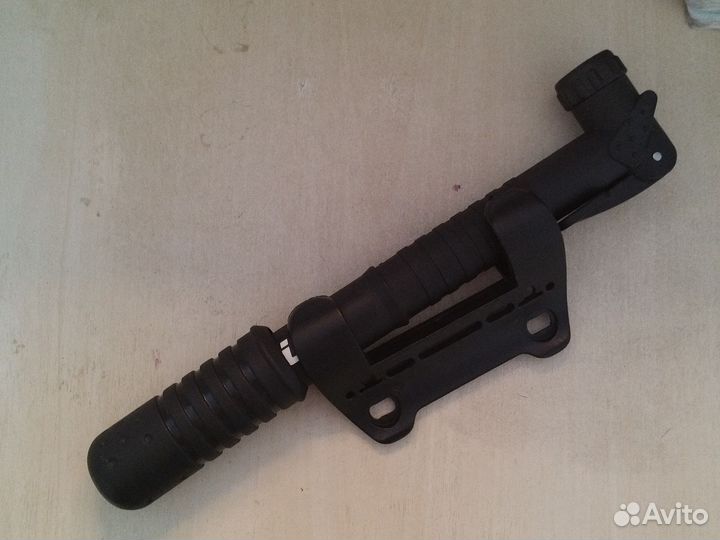 Насос для велосипеда ручной в отличном состоянии