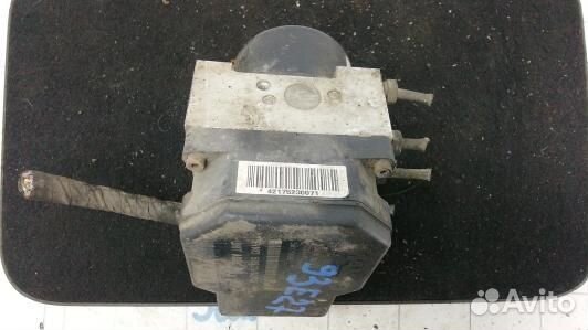 Блок ABS KIA carens 3 (93E27KW01)