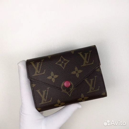 Кошелек Louis vuitton Victоrinе