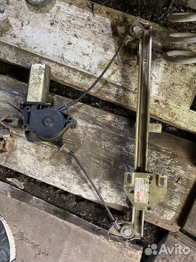 Стеклоподъемник Ваз 2109 2110 2170 приора авео