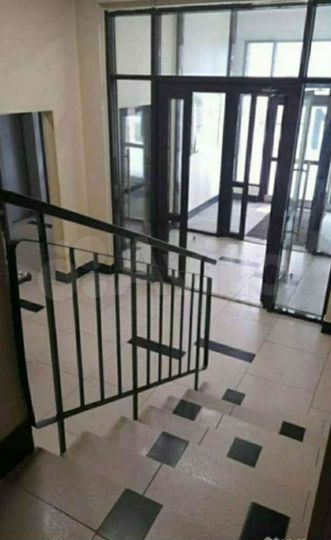 2-к. квартира, 56 м², 1/17 эт.