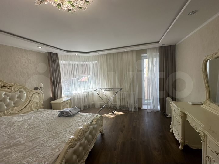 2-к. квартира, 67 м², 3/9 эт.