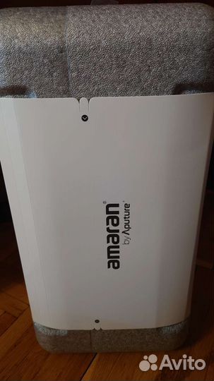 Осветитель aputure amaran 150c