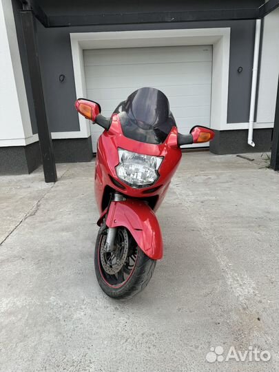 Honda CBR 1100 XX