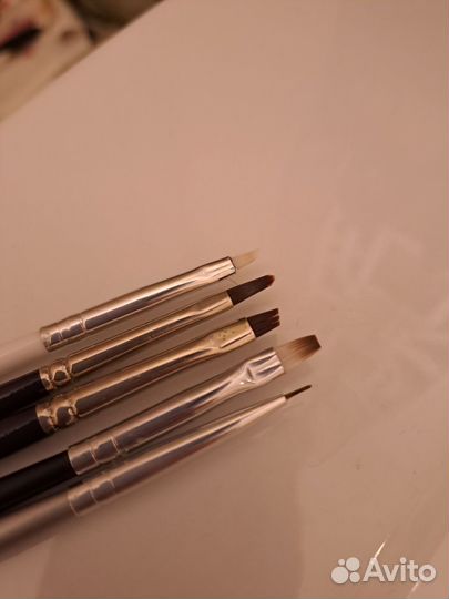 Кисти для макияжа