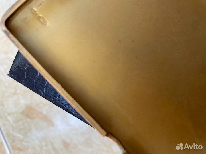 Золотой портсигар