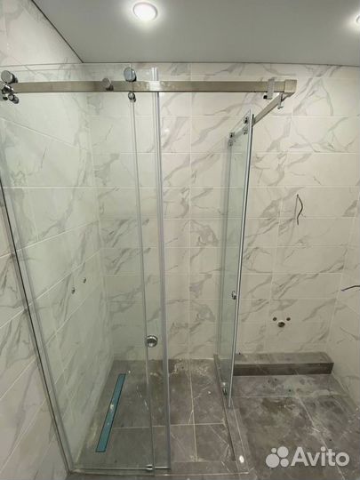 Стеклянная перегородка