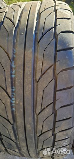 Nitto NT555 G2 255/35 R20 97Y