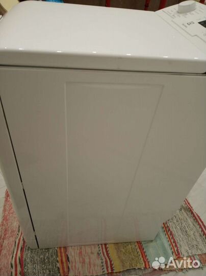 Стиральная машина с вертикальной загрузкой