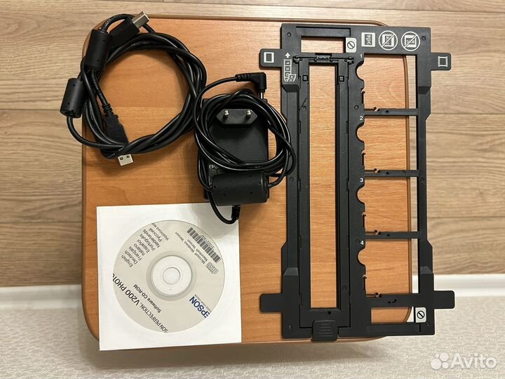 Сканер epson perfection v200 photo