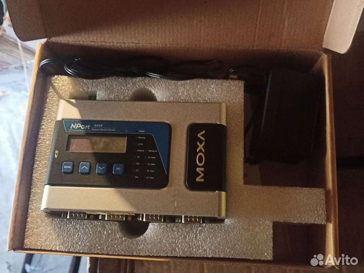 Сервер (преобразователь) moxa NPort 6450 б/у в кор