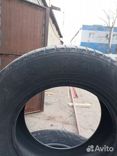 Nokian Tyres Nordman 5 SUV 225/70 R16