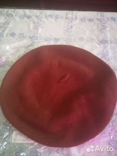 Берет женский новый