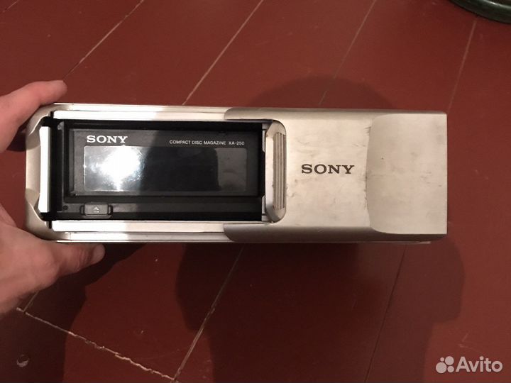 Cd changer sony cdx-715 digital D-bass
