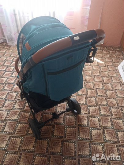 Коляска всесезонная
