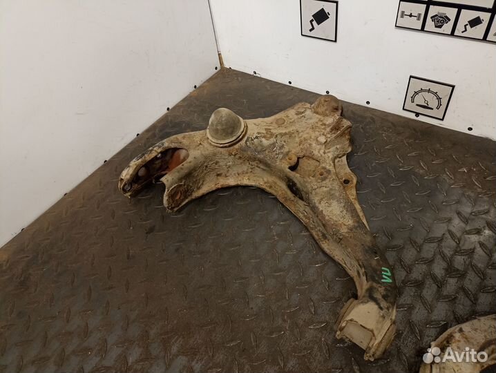 Рычаг передний нижний для Mitsubishi Pajero 1