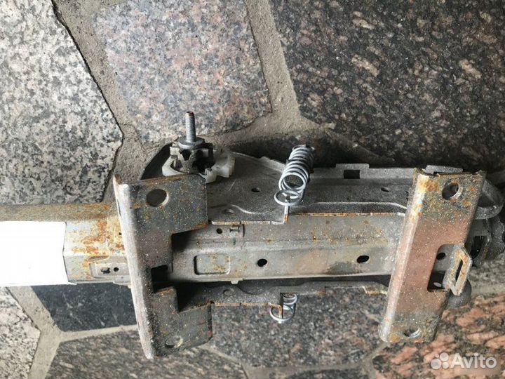 Колонка рулевая Skoda Octavia A7