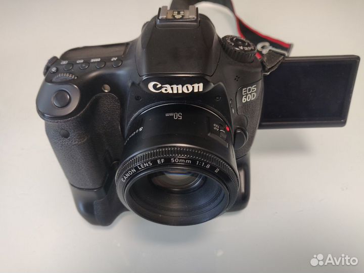 Зеркалка Canon EOS 60D