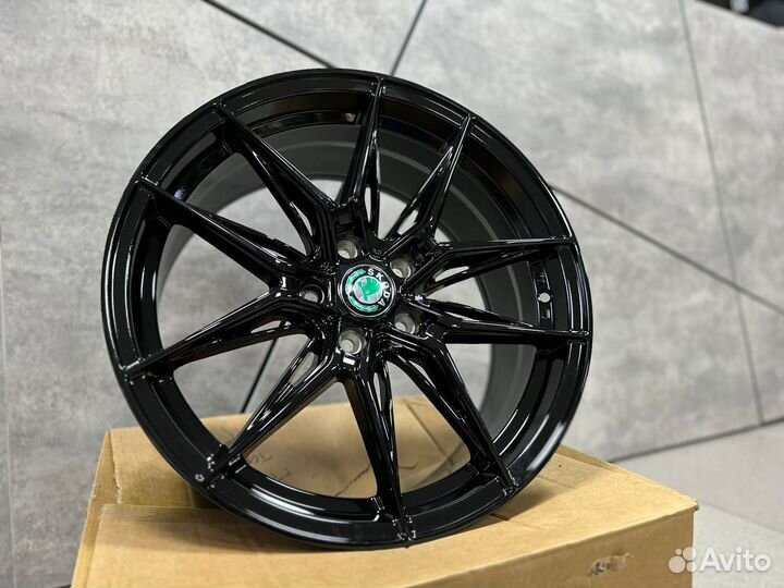 Диски литые R 18 Skoda Octavia