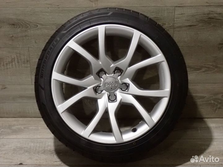 Комплект оригинальных колес R18 Audi A5 лето