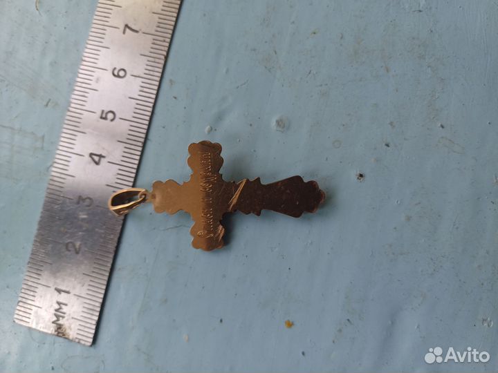 Золотой крестик