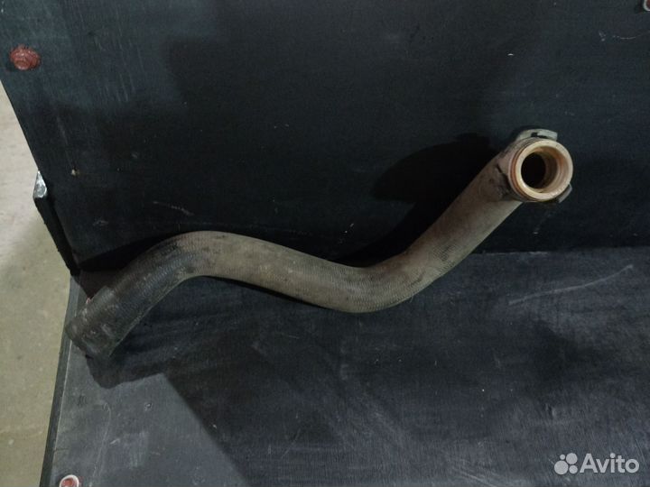 Патрубок радиатора на саманд