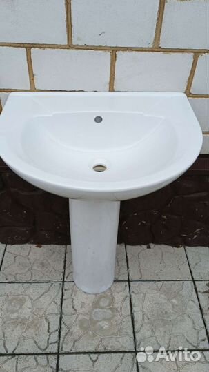 Раковина в ванную с тумбой
