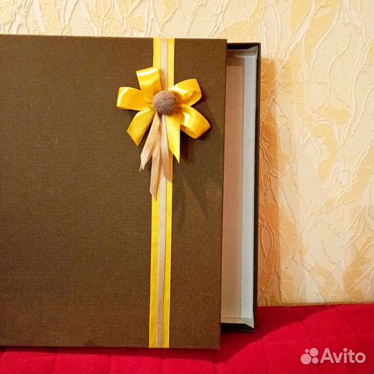 Подарочные коробки