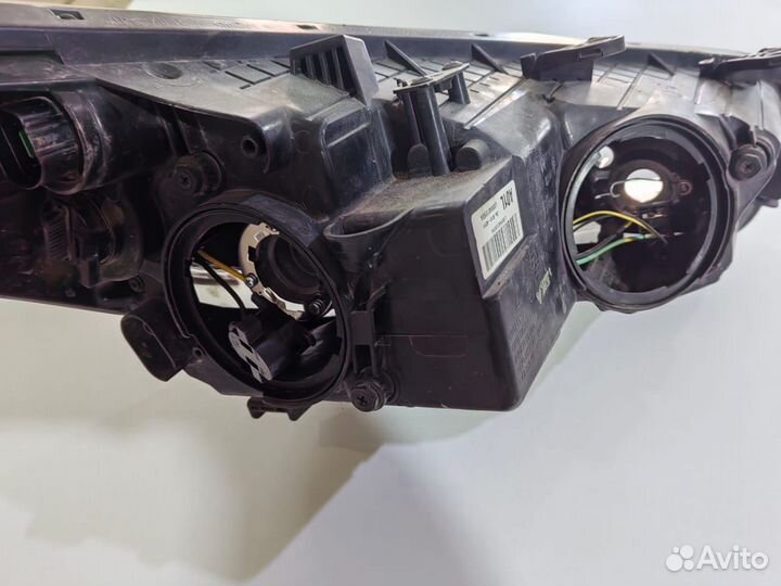 Фара левая на Kia ceed 2013 год