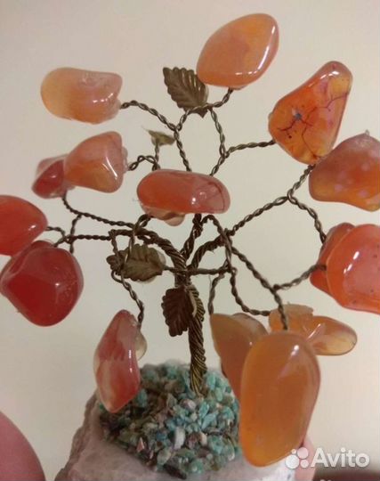 Дерево счастья из сердолика