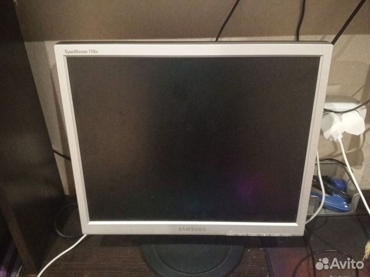 Монитор Samsung