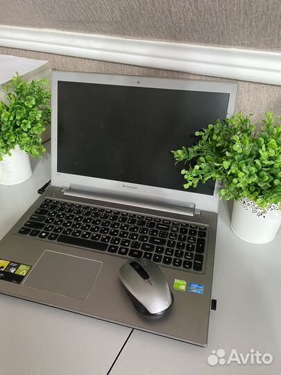 Ноутбук lenovo