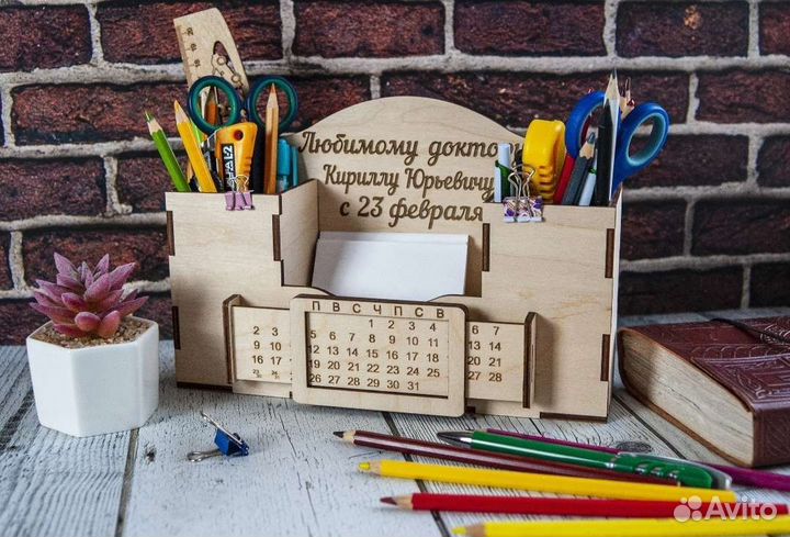 Лазерная резка по дереву и гравировка