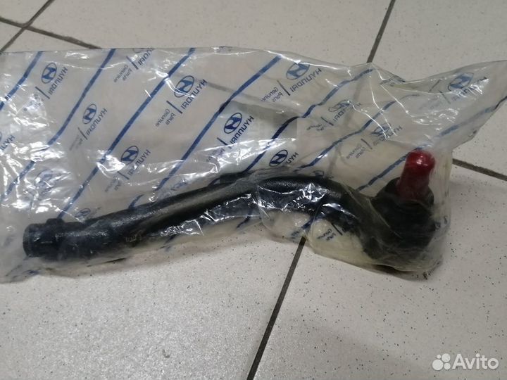 Наконечник рулевой тяги правый Хендай IX55. Новый