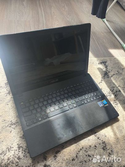 Ноутбук Asus x551