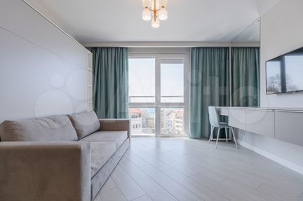 2-к. квартира, 40 м², 8/18 эт.