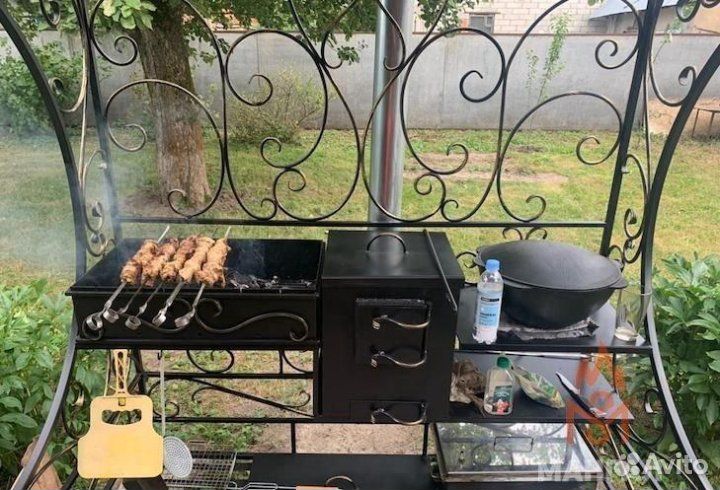 Мангал с крышей 