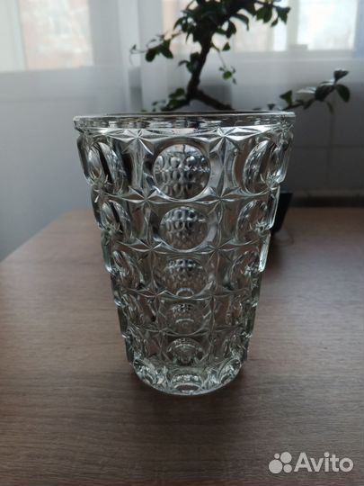 Хрустальная ваза