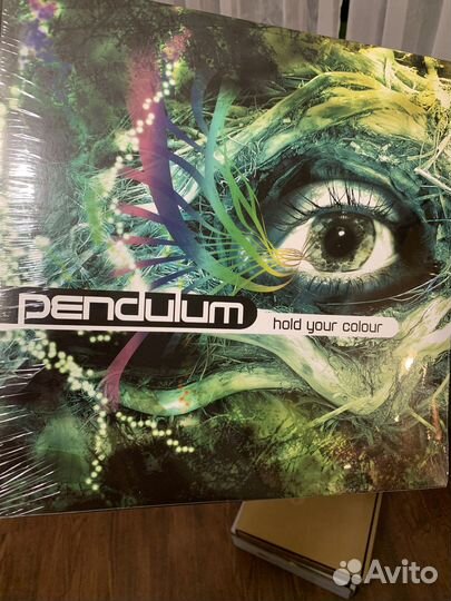 Винил Pendulum Hold Your Colour