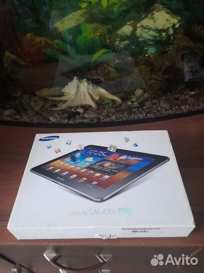 Планшет Samsung GT P7500