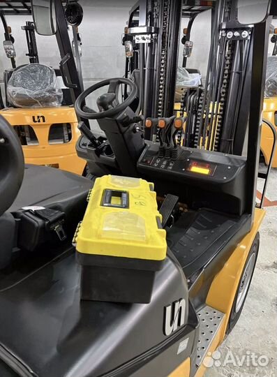 Вилочный погрузчик UN Forklifts FD25, 2023