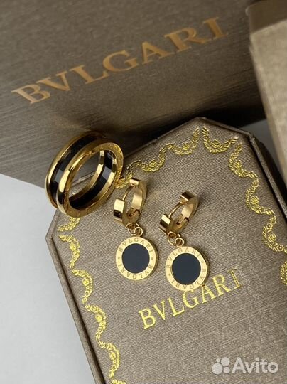 Серьги и кольцо Bvlgari lux тренд 2025