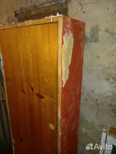 Дверь железная 1,85высота 80ширина.Толшина металла