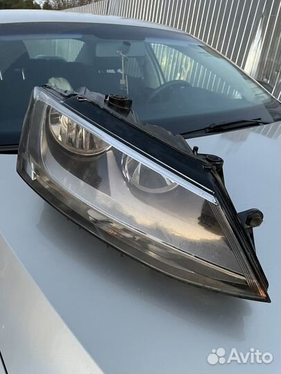 Фара правая volkswagen jetta 6